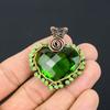 Herzform Peridot Edelstein Handgefertigter Kupferdraht Wickelschmuck Bezaubernder Anhänger