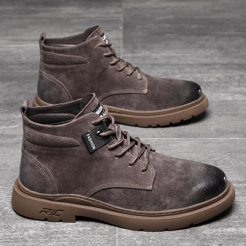 Pánské boty Martin z pravé hovězí kůže podzim a zima nové boty na silné podrážce se středně vysokým svrškem britské pánské boty se středně vysokým svrškem univerzální pracovní krátké