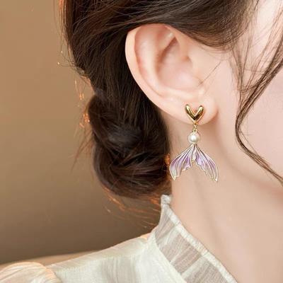 French Luxury Gradient Purple Fishtail Pearl Earrings - Exquisite Design