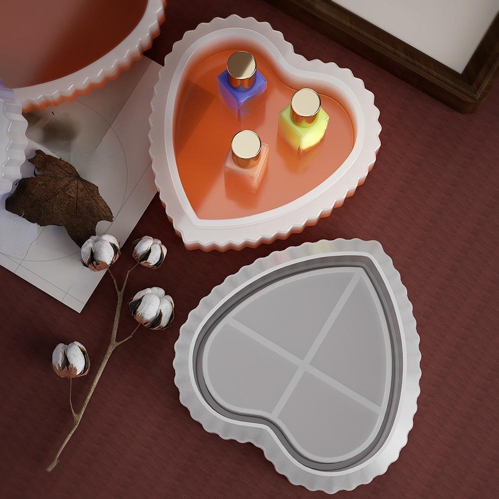 DIY Adhesive Plaster Candlestick Mould Striped Love Plate Storage Box Mold Heart Shaped Tray Jewelry Storage Box Silicone Mold