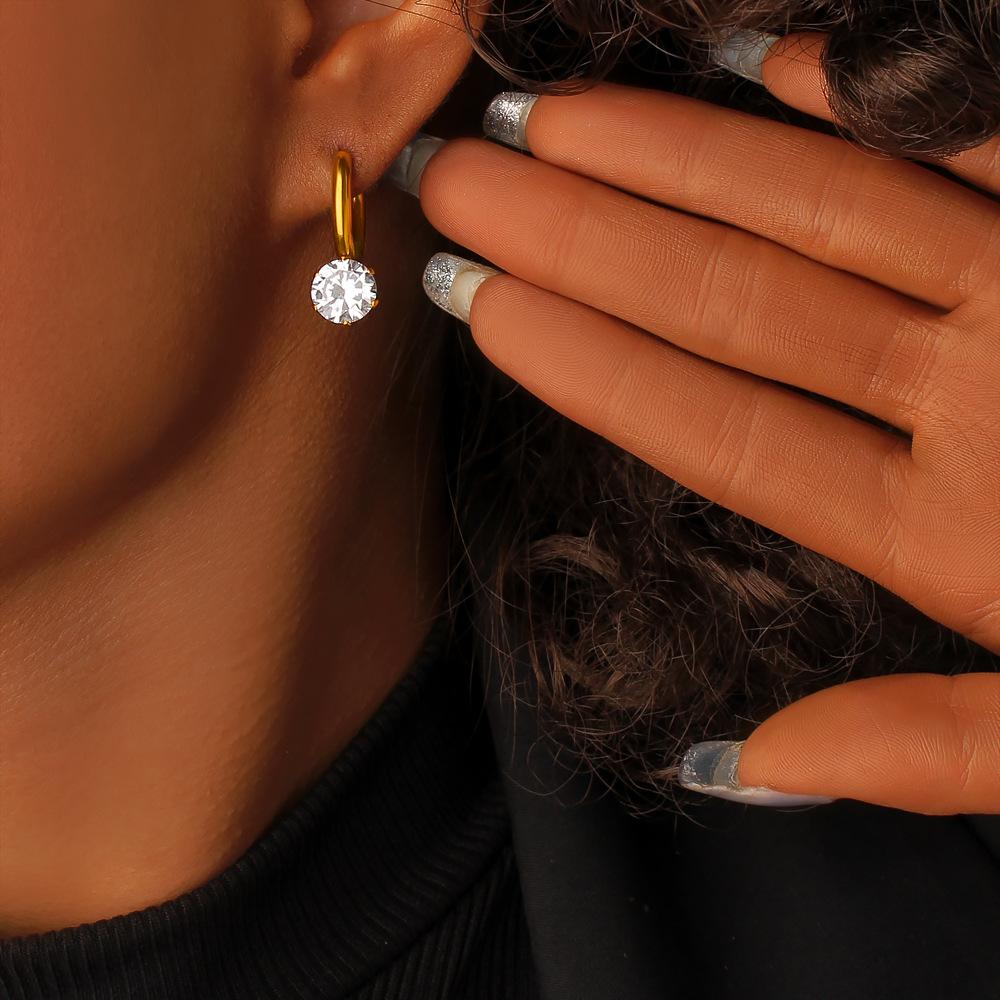 Sparkling White Cubic Zirconia Gold Earrings for Women 18K Gold-plated Stainless Steel Jewelry Is Suitable Everyday Wear