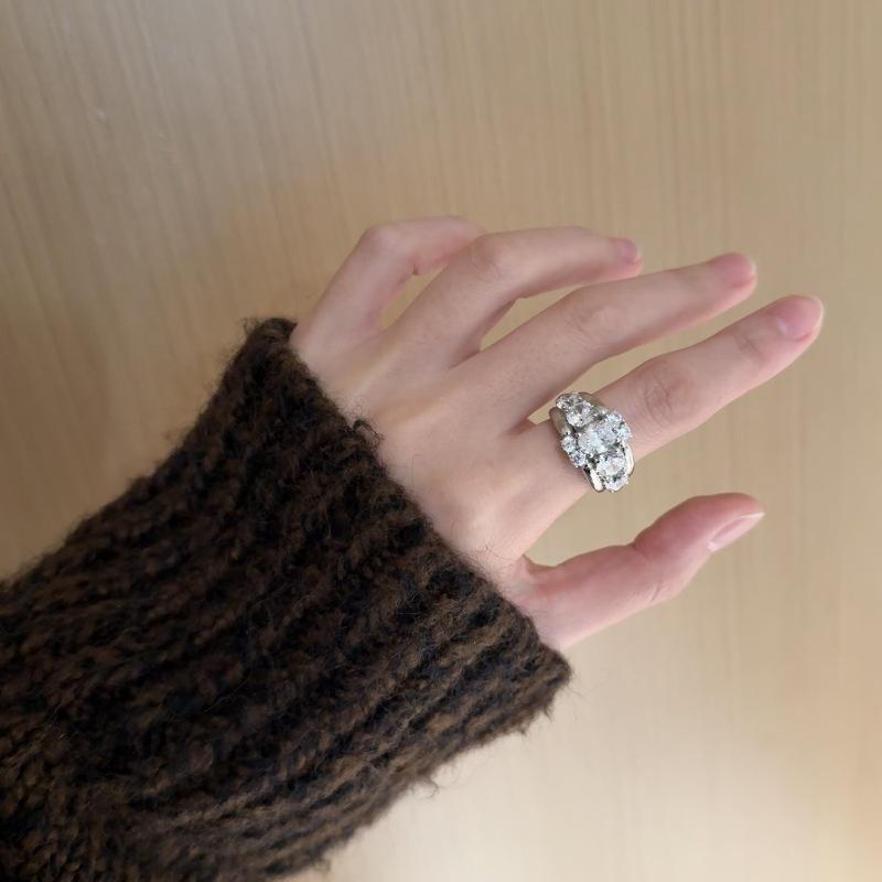 Light Luxury High-End Medieval Explosive Big Round Diamond Ring Inlaid With Zircon Exquisite Niche Stacking Wearing Versatile Index Finger Ring