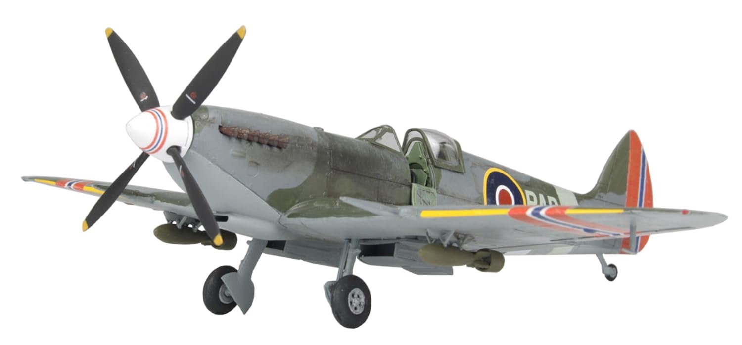 

PLATZ 1/72 WWII British Spitfire Mk. IXC Plastic Model Kit with Photo-Etched Parts (AE-30)