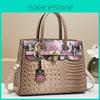 Fashion Color Blocked Gold Buckle Decor Crocodile Texture Women Shoulder Bag For Daily Use