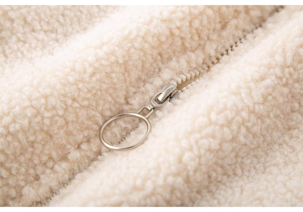 Stylish Classic Coat: Perfect for Dropshipping & Live Streaming
