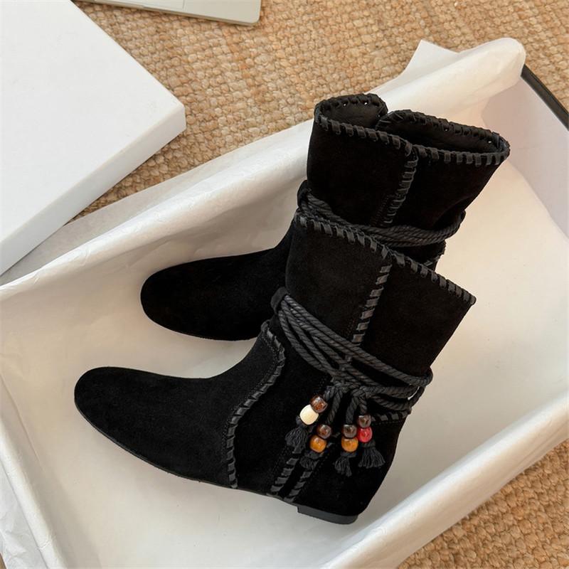 Mode Herbst/Winter Kuhveloursleder Damenstiefel Schuhe mit runder Zehenpartie für Damen Mode Stiefel Interne Höhenerhöhung Ethnischer Stil Kurze Stiefel