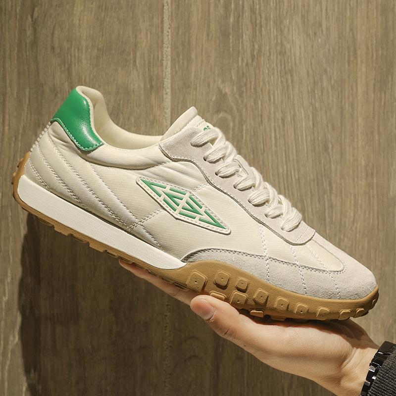 

Casual classic new casual shoes versatile spring and autumn soft-soled Forrest Gump shoes round head middle heel lace-up sports shoes 44 білий