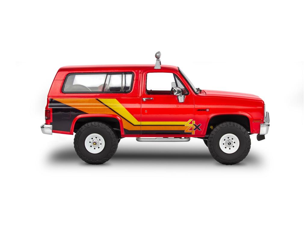 Revell 14577 GMC Jimmy 4x4 High Roller Scale Skill Level 4 Model Building Kit '85 125 175-Piece