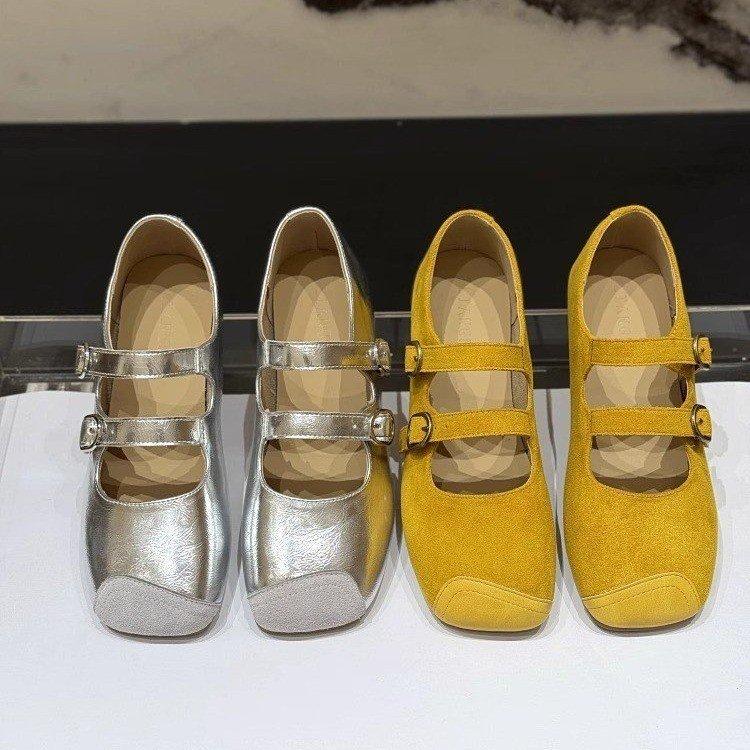 Korean version of flat-bottomed versatile one-word with ballet single shoes women's 2025 new autumn retro square head Mary Jane small leather shoes