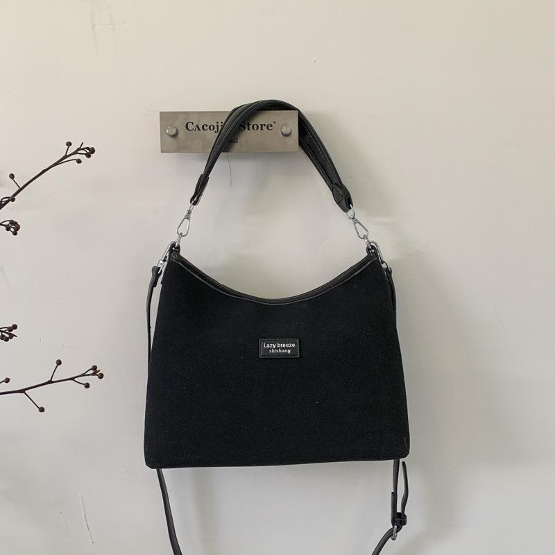 Frosted retro bag women's large capacity 2025 new autumn and winter casual messenger bag niche shoulder underarm bucket bag