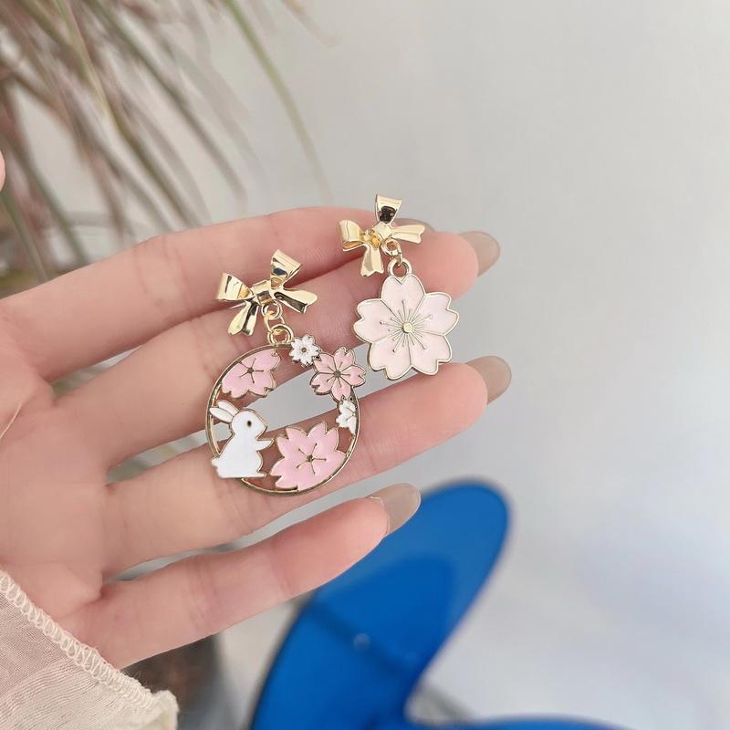 Korean Fashion Bow Cute Animal Kitten Dangle Earrings for Women Sweet Flower Rabbit Asymmetric Tassel Earrings Party Jewelry