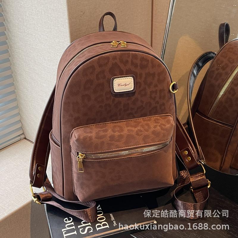 Leopard Print Travel Backpack for Women 2025 New Niche College Students Class Schoolbag Large Capacity Super Fire Commuter Backpack