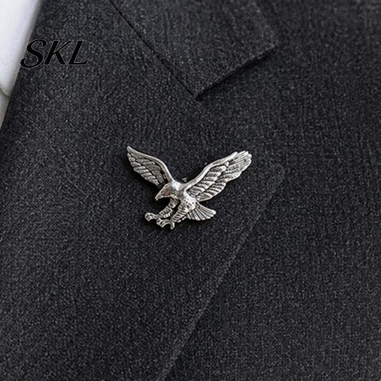 Eagle Brooch Men Brooch, Design Lapel Pin with Invisible Buckle, Wings Claw Three-dimensional Metal Badge for Suits Shirts Coats Ties Business Casual