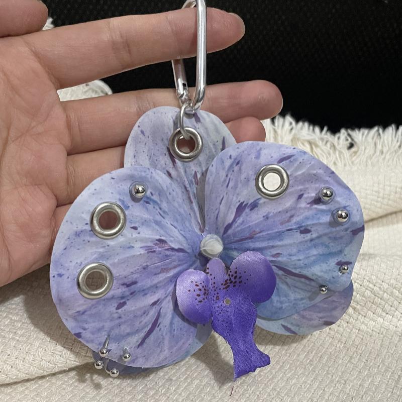 Exquisite Phalaenopsis Orchid Lily Keychain Creative Simulation Flower Bag Pendant  Backpack Decoration Accessories Gifts