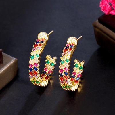 CMM Klassische mehrfarbige Creolen mit Zirkonia in goldener Farbe für Damen