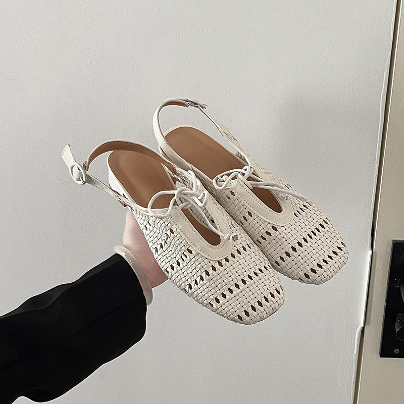 

Модные универсальные полые плетеные на шнуровке для отпуска пустые одинарные туфли сумка голова тапочки фея 2025 лето новые сандалии 40 белый