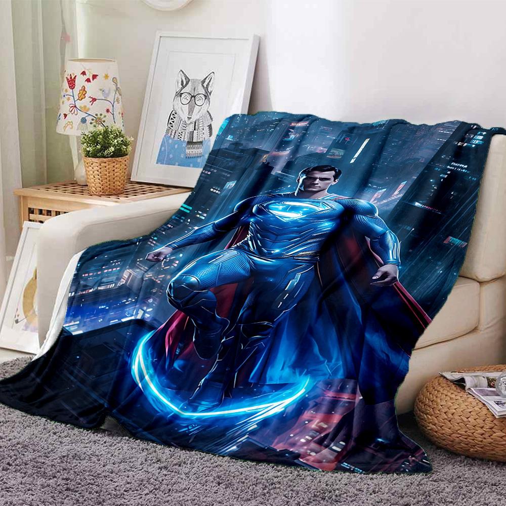 1pc Superman Cityscape Flannel Blanket Soft Warm Throw for Home, Office, Travel, All-Season Cozy Bedding GiftL1033 80cmx120cm(31inx47in)