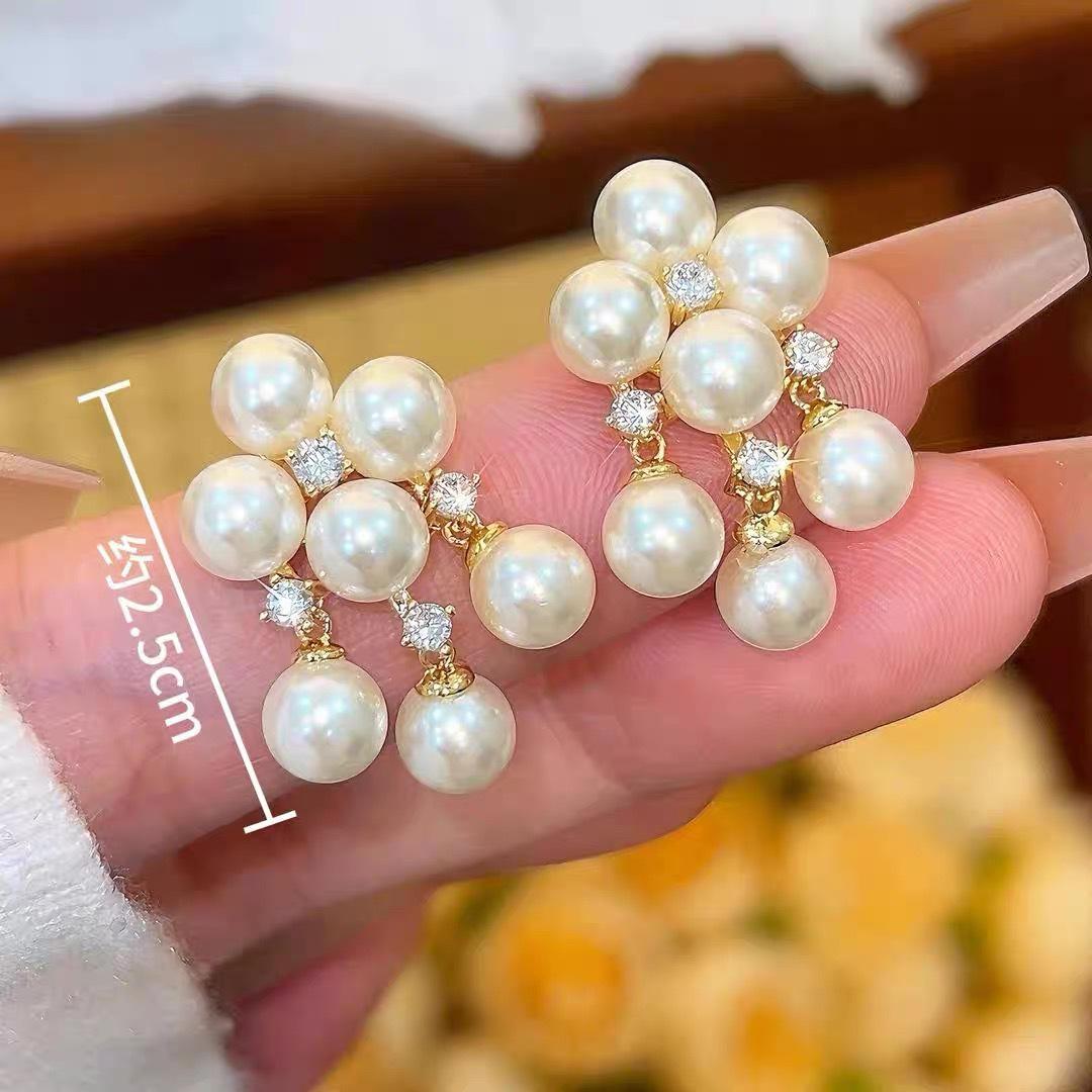 Elegant Retro Zircon Pearl Tassel Earrings: Stylish, Exquisite & Versatile Jewelry for Women