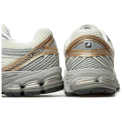 New Balance 860v2 Sea Salt Gold Metallic - ML860SG2