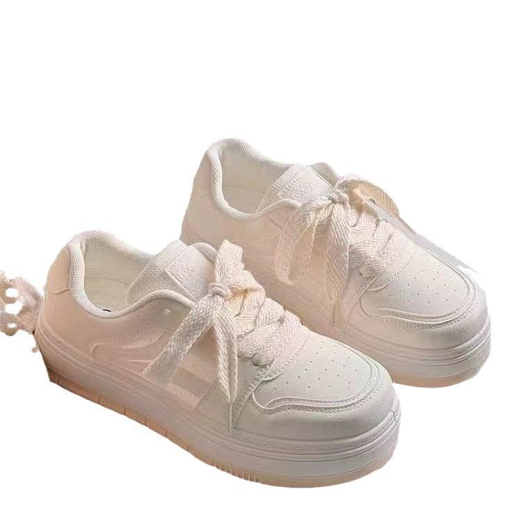 Petites Chaussures Blanches Chaussures pour Femmes Respirantes Creuses Chaussures de Planche pour Nouveaux Étudiants Chaussures Décontractées Baskets Basses d'Été pour Femmes