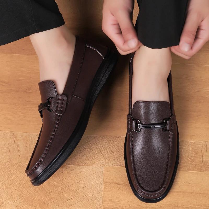 Fashion Men's Genuine Leather Loafers Slip-On Loafers Men Comfortable Walking Shoes Casual Breathable Flats Driving Moccasins for Men