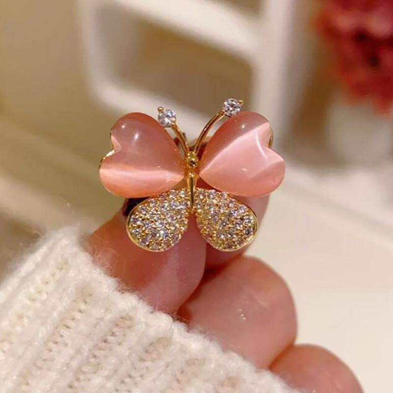 Dazzling Brooch Pins with Butterfly Design for Women; Small Fresh Flash Drill Insect Art; Lapel Badge Attire Accessory