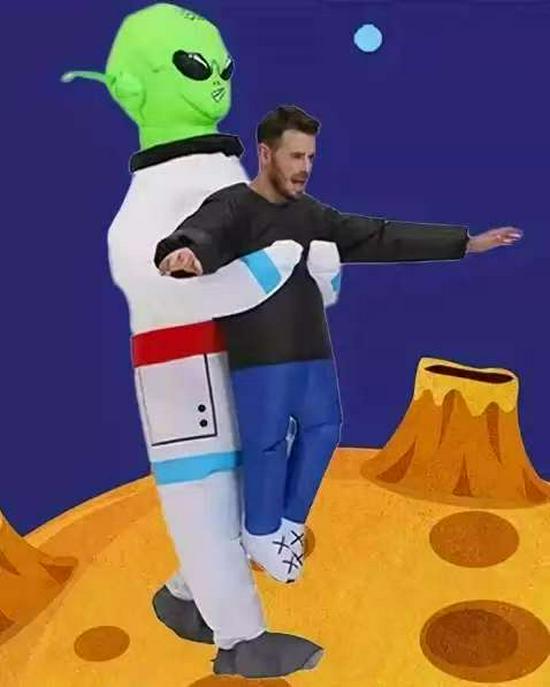 Green Alien Inflatable Costume - Halloween Funny Mascot for TikTok Performances