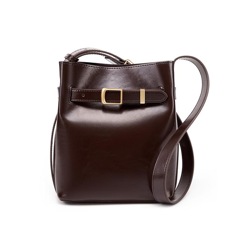 Retro leather women's shoulder bag, premium bucket bag, retro first-layer cowhide messenger bag, women's shoulder messenger bag