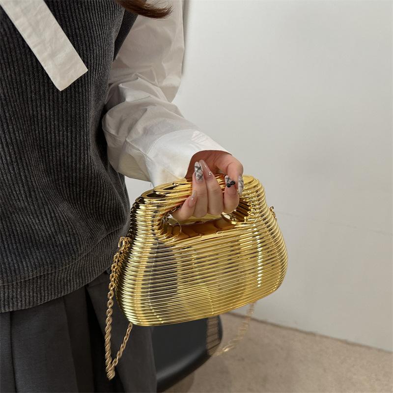 Personalized Acrylic Bag Women's 2025 New European and American Fashion Corrugated Handbag Ins Internet Celebrity Chain Messenger Dinner Bag