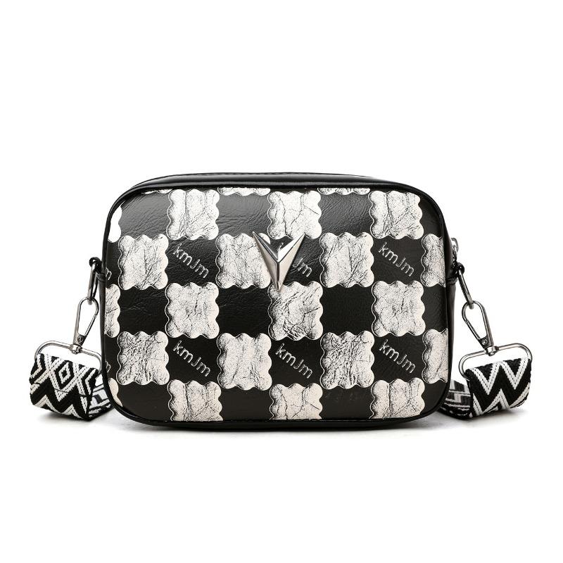Fashion Trend High-end Sense New Style Checkerboard Messenger Bag Commuter Versatile Camera Bag