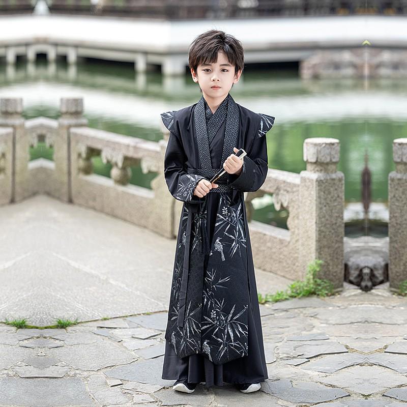 Hanfu Maschile Costume Antico Primavera/Autunno 2026: Elegante Abito Tang per Esibizioni di Bambini