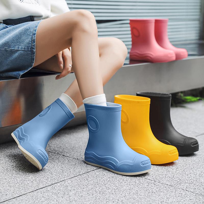 Outdoor Anti-slip, Wear-resistant Medium Tube Waterproof Rain Boots