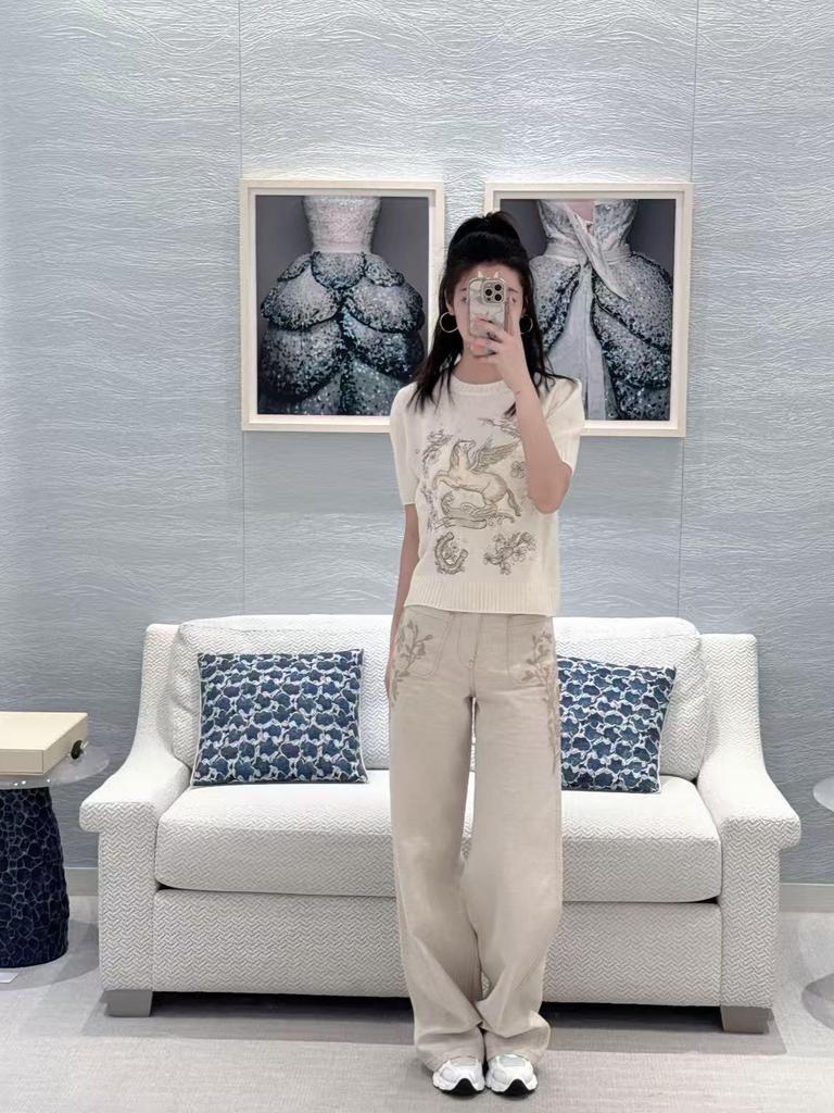 Haute Couture Early Spring Cashmere Pegasus Embroidery Short Sleeve