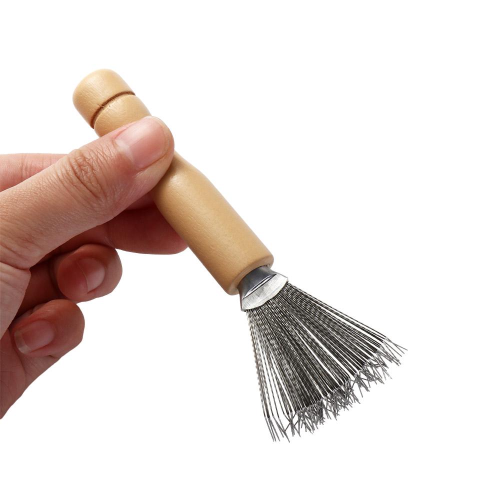 Wooden Handle Salon Rake Portable Hair Brush Cleaner Dirt Remover   Home