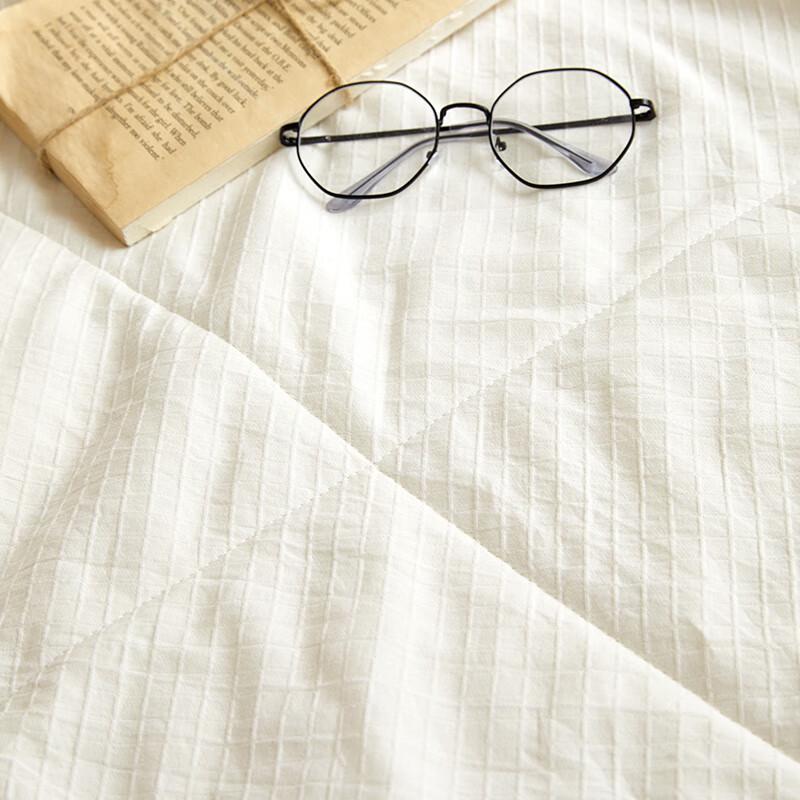 Yiyiai 100% Cotton Jacquard Winter Quilt