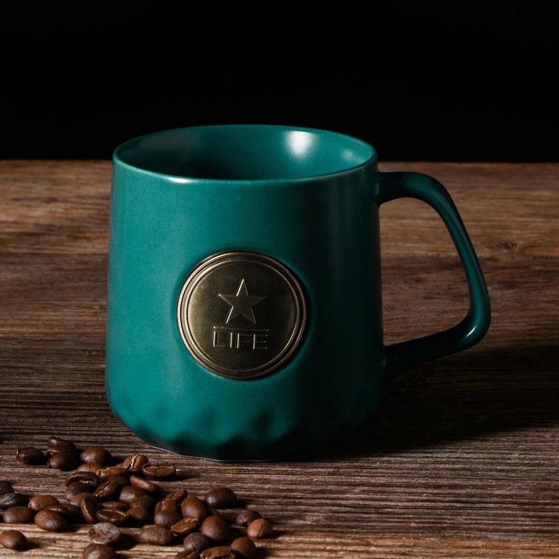 Cute high-value birthday gift girl girlfriend souvenir cute bear ceramic mug meaningful gift