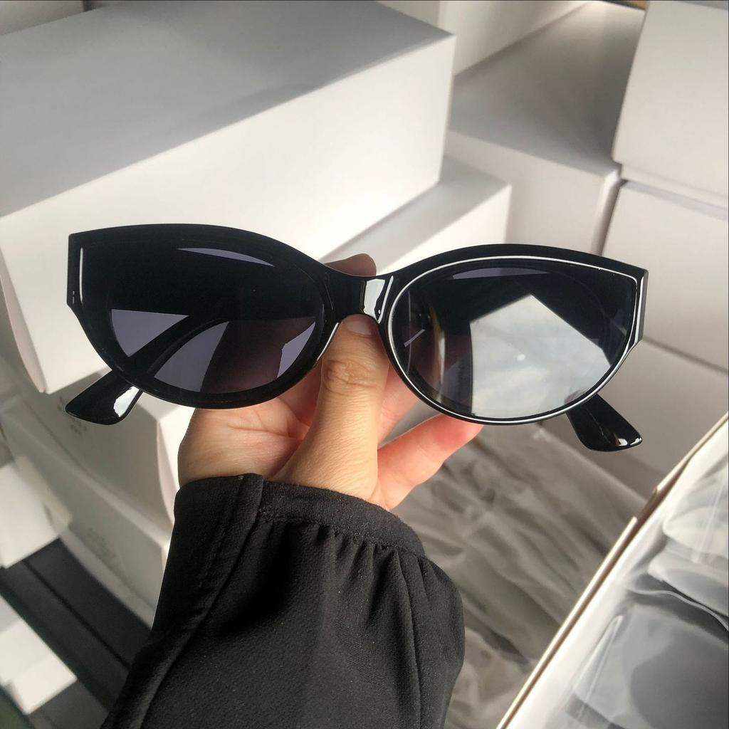 Cat Eye New Oval Sunglasses Personalized Vintage Fashion Trendy Female Girls Shades Popular Brand Designer Eyewear Lentes