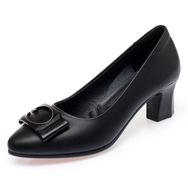 

Модные весенние новые туфли-лодочки для женщин среднего возраста из искусственной кожи, на мягкой подошве, удобные, нескользящие, на среднем каблуке, одинарные туфли, кожаная обувь для мамы 35