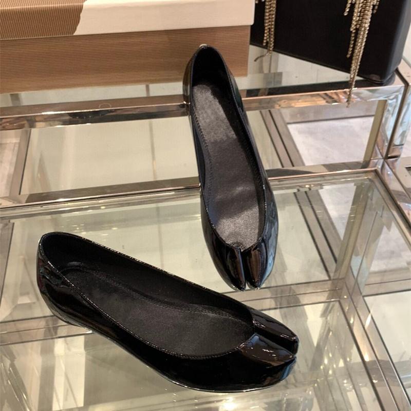 Fashion In 2025, A Woman With A Single Shoe, Wearing A Small Red Ballet Shoe And A Patent Leather Shoe With A Pig'S Foot Toe Separation