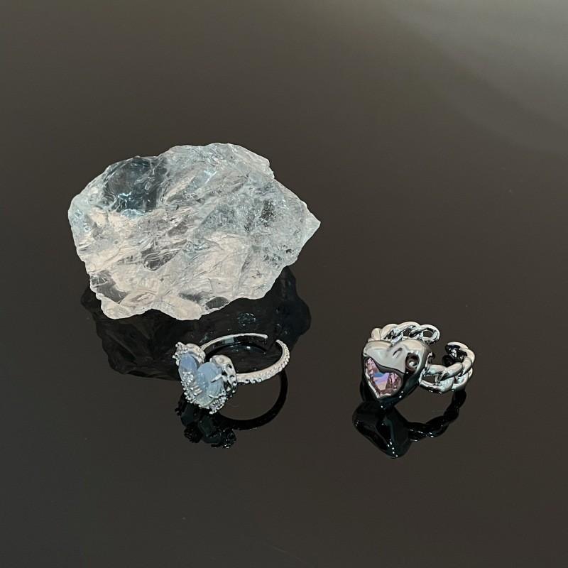 Exquisite High-end Crystal Heart Adjustable Ring For Women In Chic Minimalist Style
