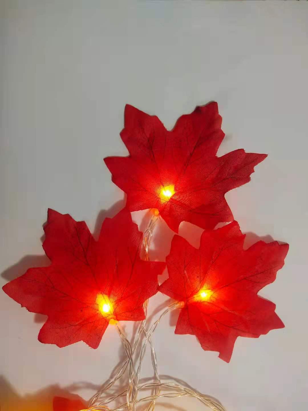 

LED Maple Leaf String Lights: Halloween & Autumn Decor with Battery Box 1.5m 10 lights Battery Box
