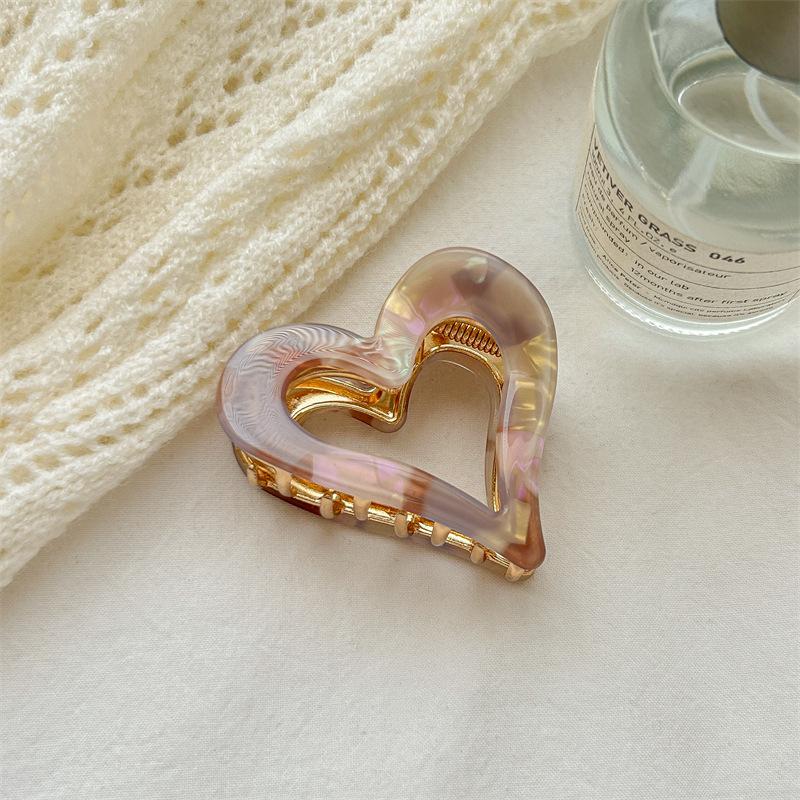 Korean Vintage Heart Hair Clip – Women's Chic Shark Clip for Volume and Updos
