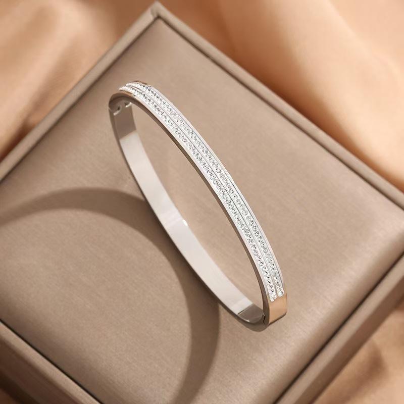 Bracelet Girls Niche Titanium Steel Jewelry Premium Sense Ins Wind Nail Opening Jewelry
