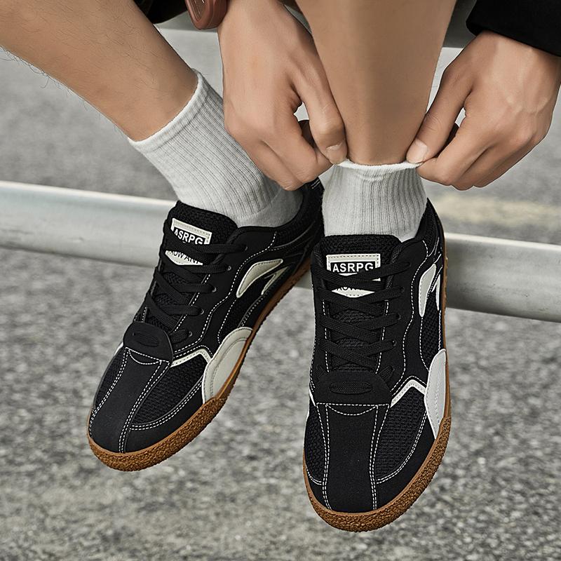 High Quality New Lace-up Men Jogging Shoes Flat Outdoor Walking Luxury Skateboard Man Casual Sneakers Mesh Breathable Retro 46
