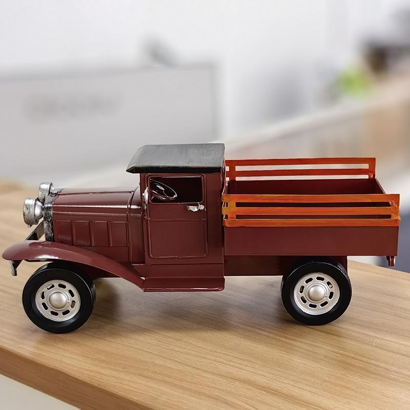 Vintage Handmade Tinplate Car Model Travel Edition Pickup Truck Tinplate Craft Artwork Classic Car Suitable for Industrial Style Home Decor
