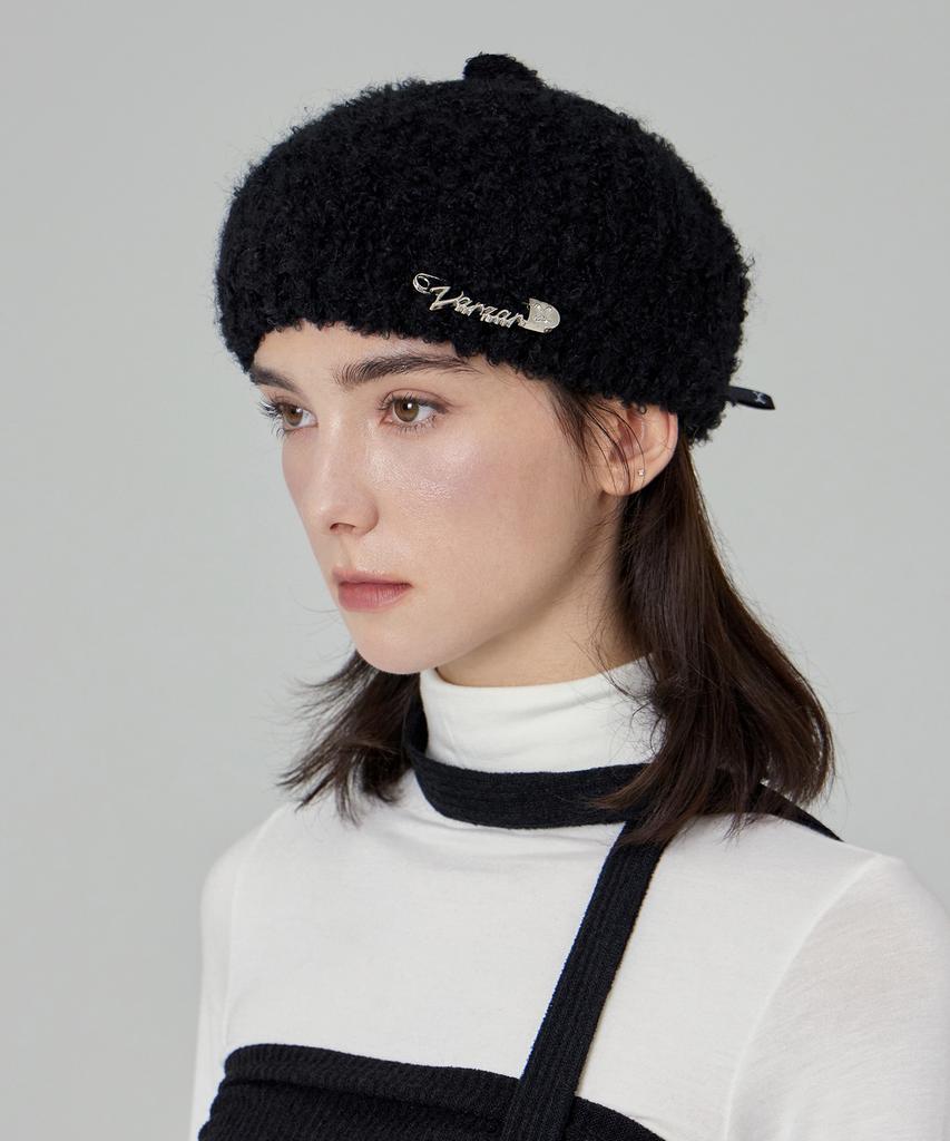 Bajal Safety Pin Knit Beret Black