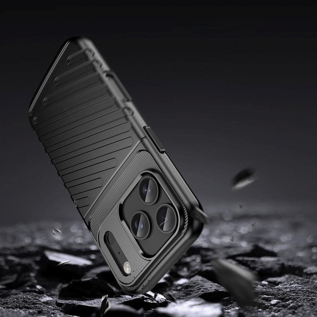Etui pokrowiec plecki na iPhone 17 Pro Max Thunder Case - czarne