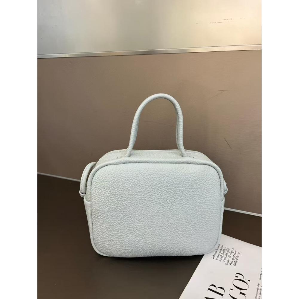 Top layer cowhide bowling bag, fashionable and versatile, retro and minimalist hand-held shoulder crossbody bag, small square bag