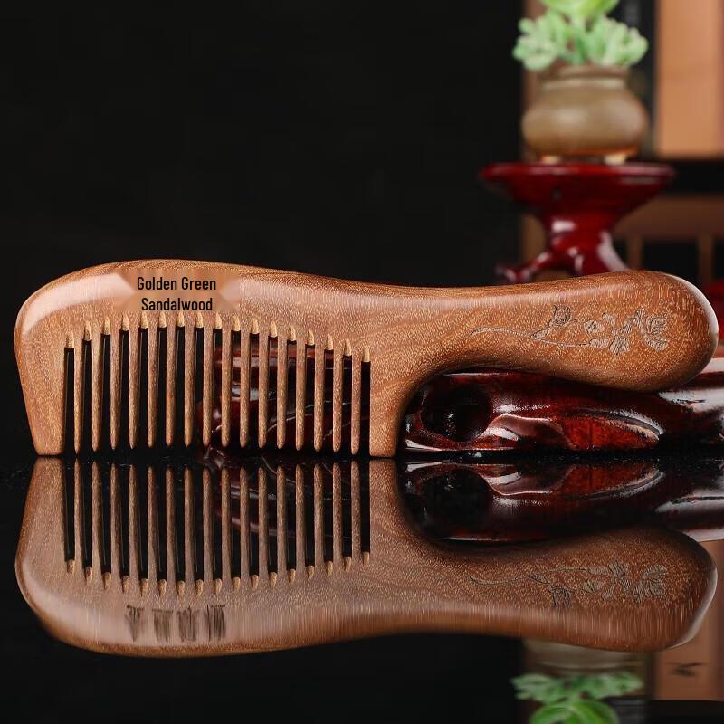 

JINGRUIXIANG Green Sandalwood Carved Massage Comb