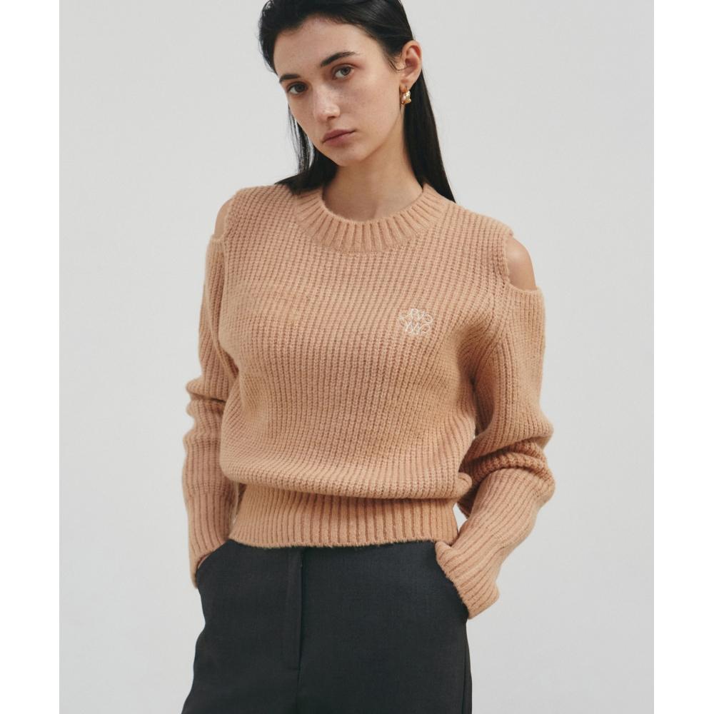 

NICKNICOLE NICOLE RIBBED SHOULDER CUT OUT SWEATERBUTTER BROWN